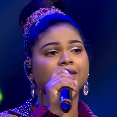 Hanthana Sihine (Voice Teens) by Senali Jayasinghe song cover