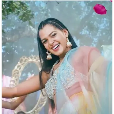Premitha Heesare (Man Hoyanne Premayak Movie) by Apoorwa Ashawaree song cover