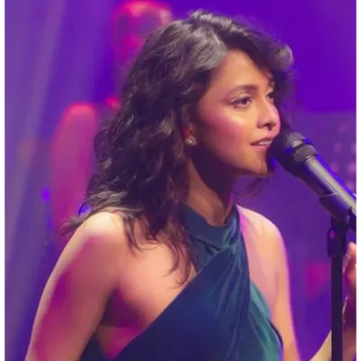 Punchi Ruchiranani (Aadarei) Live With Orchestra by Yohani De Silva song cover